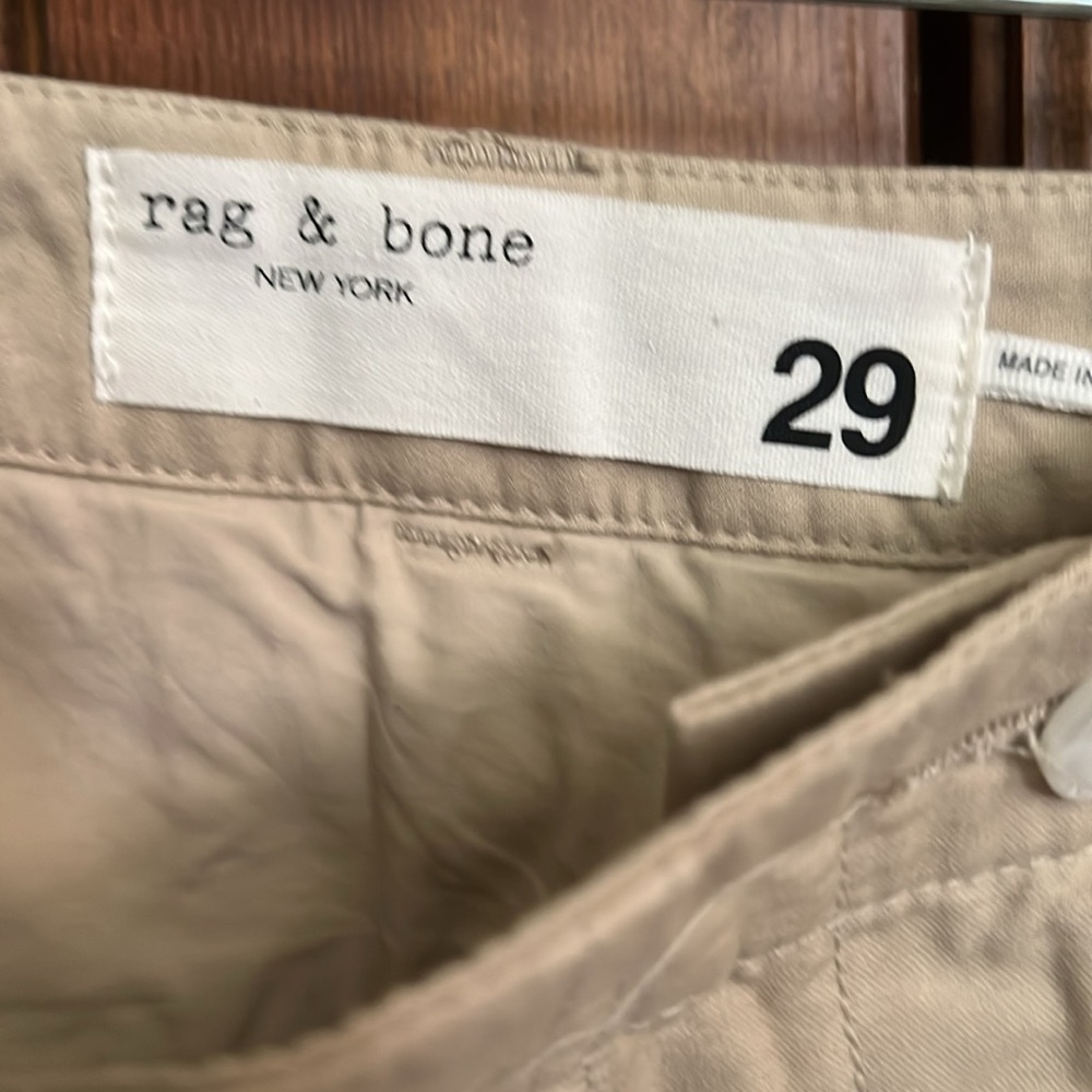 Shorts - Picture 2 of 4